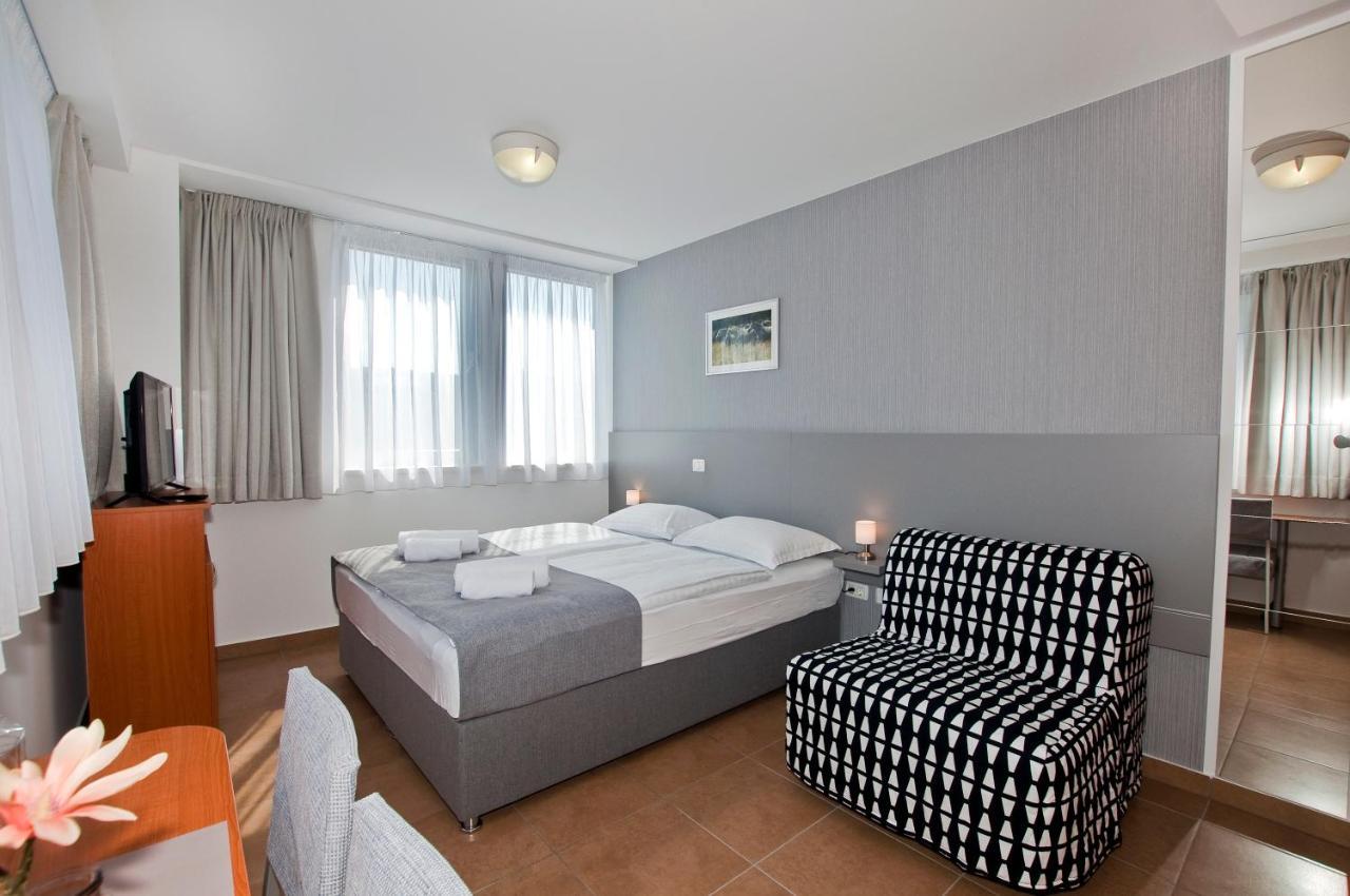 Sobe Rooms Nataly Sežana Eksteriør billede
