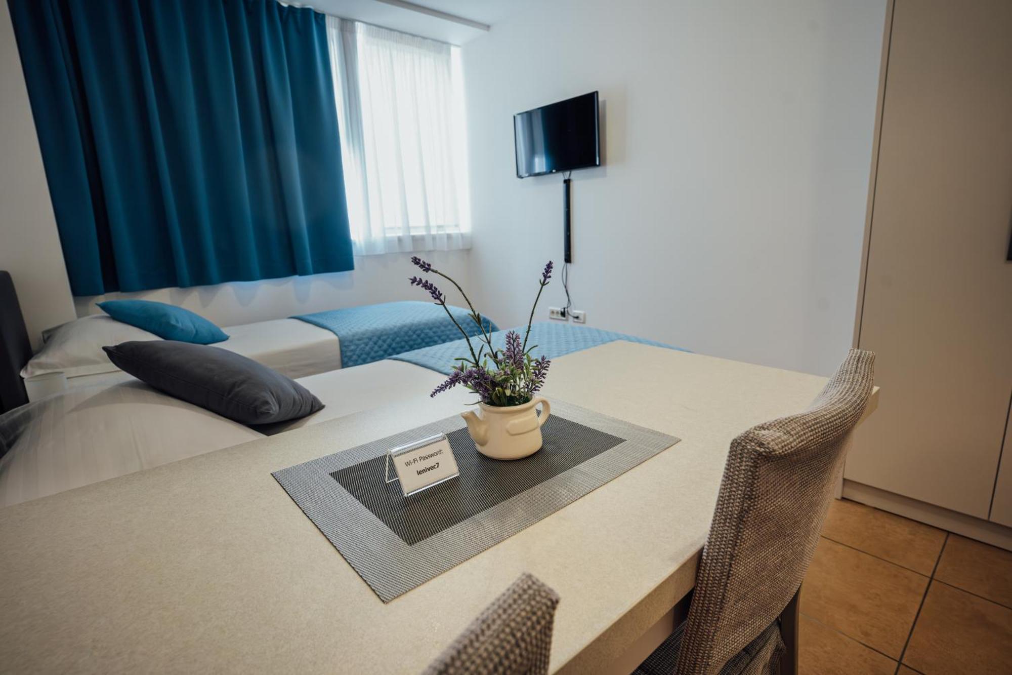 Sobe Rooms Nataly Sežana Eksteriør billede
